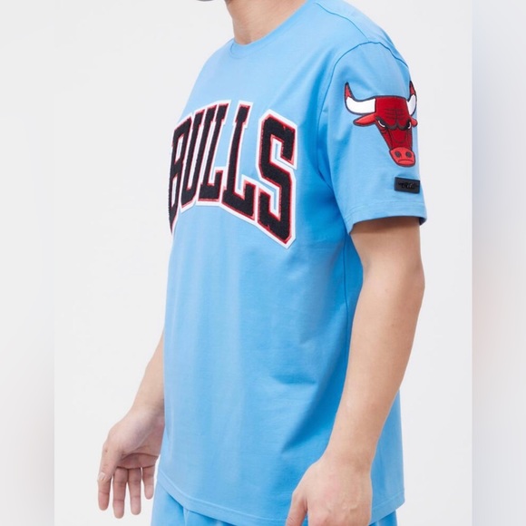 PRO STANDARD CHICAGO BULLS PRO TEAM SHIRT (BCB151539)light blue - Picture 3 of 4